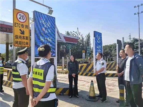 8ddabb516d5cdde644e82b4c423d51f.jpg 8ddabb516d5cdde644e82b4c423d51f.jpg