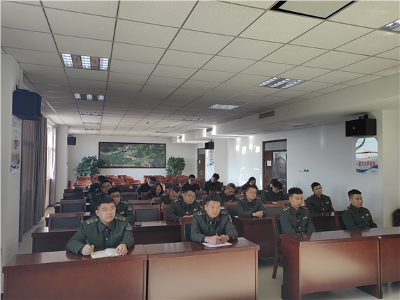 公车.jpg 公车.jpg