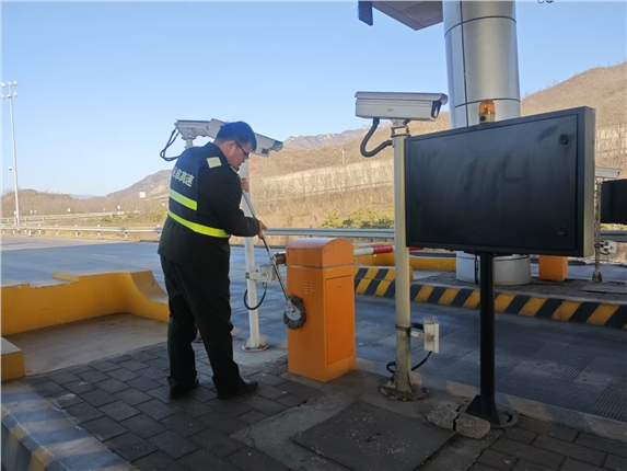 94cdbcb962588b0856e5c08f2e0e693e.jpg 94cdbcb962588b0856e5c08f2e0e693e.jpg