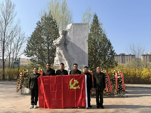 bdec127000288790978032d6260006ce.jpg bdec127000288790978032d6260006ce.jpg