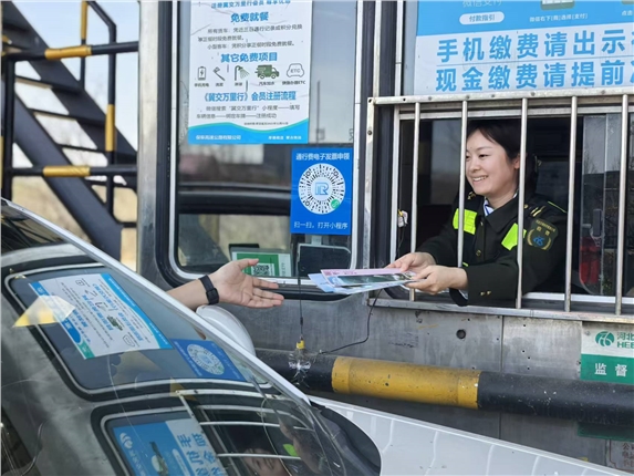 谷姐姐.jpg 谷姐姐.jpg