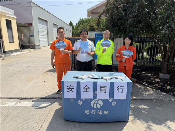 ef3175cd892373bac103747c70ccb10f.jpg