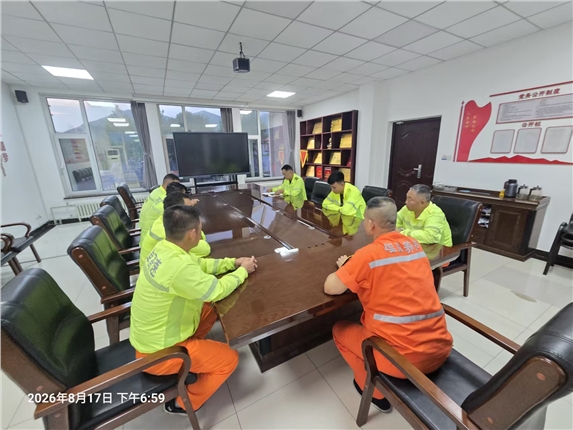 b4ef880b8c4b340e61b3ac0964afca15.jpg b4ef880b8c4b340e61b3ac0964afca15.jpg